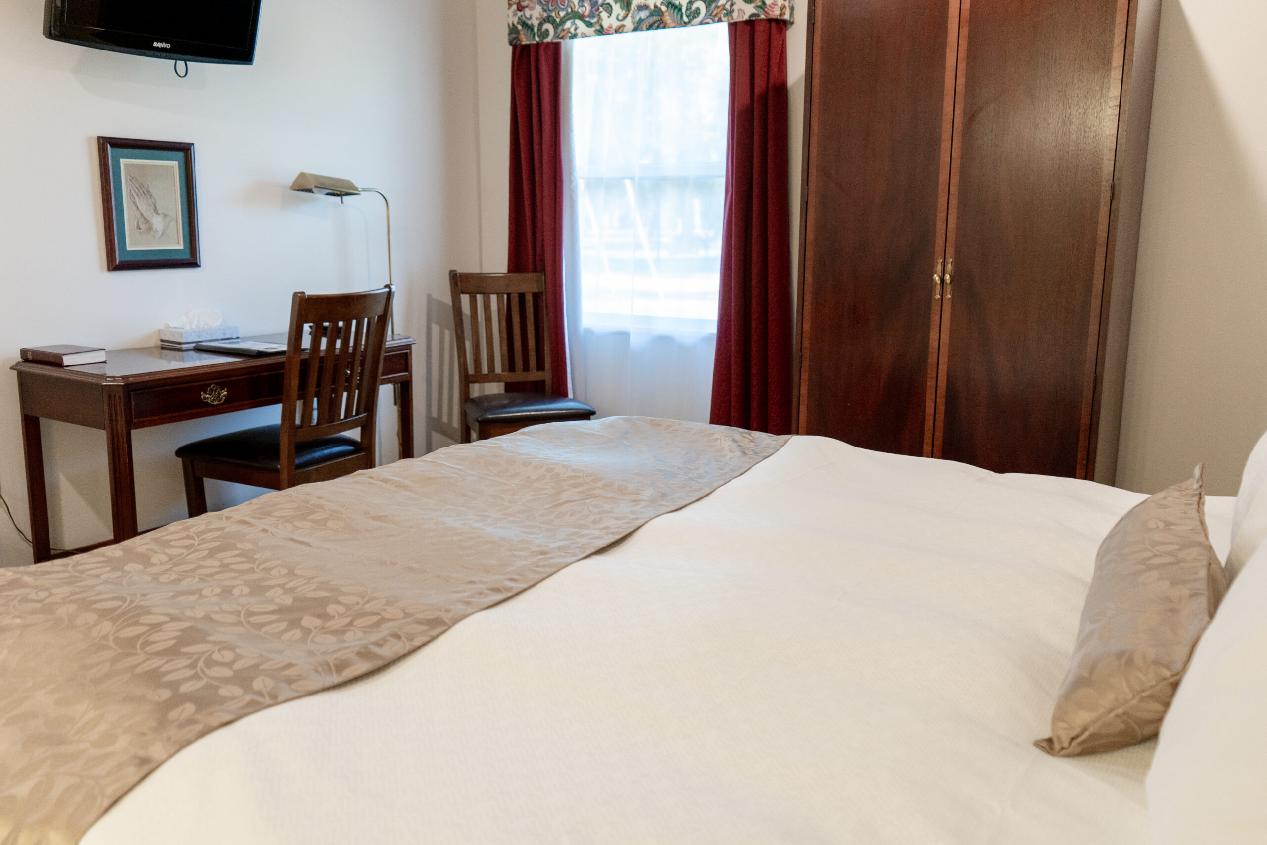 Exec Suites 1.3