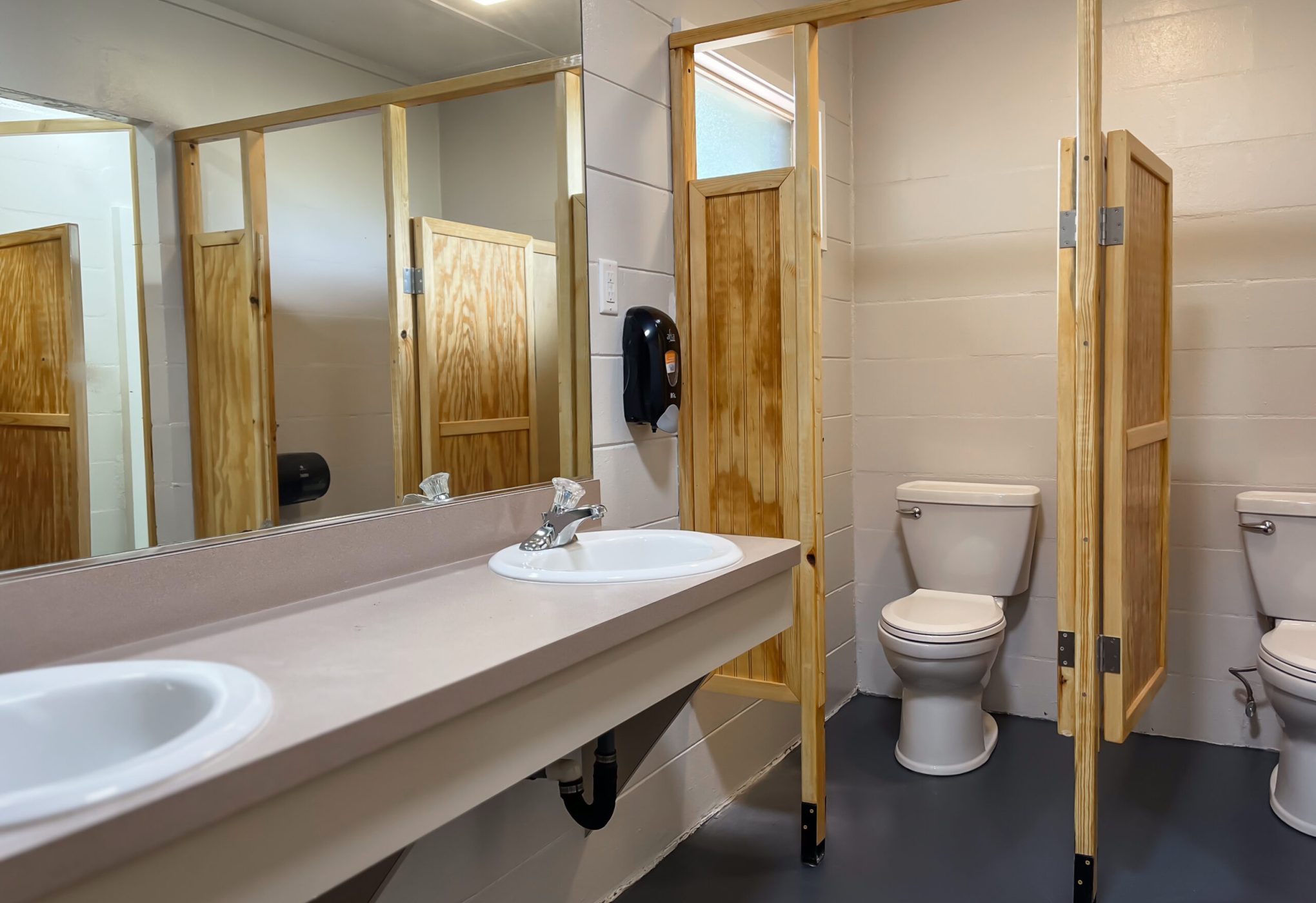 Bunkhouse Bathroom 1.1