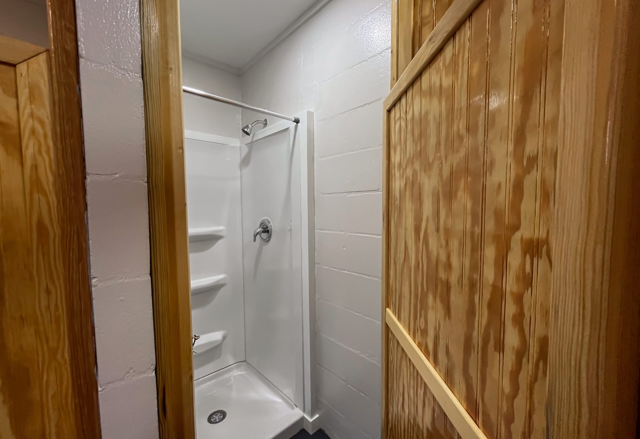 Bunkhouse Bathroom 1.2